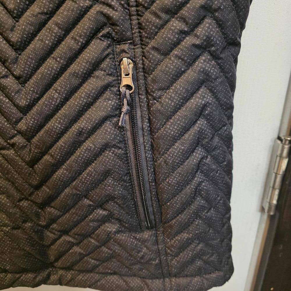 Free Country Quilted Black Reversible Sleeveless Vest with Zip Pockets- Large - Picture 3 of 7